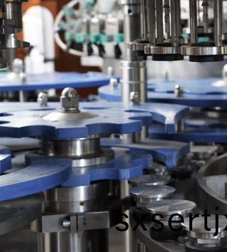 吹灌(guan)封一(yi)體機(ji)