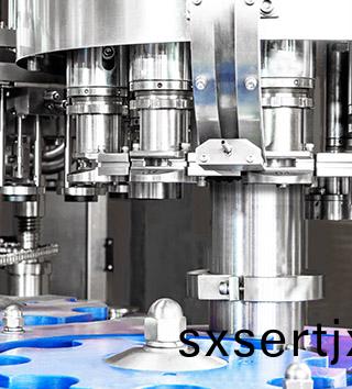 易(yi)拉(la)鑵灌裝(zhuang)生(sheng)産(chan)線(xian)