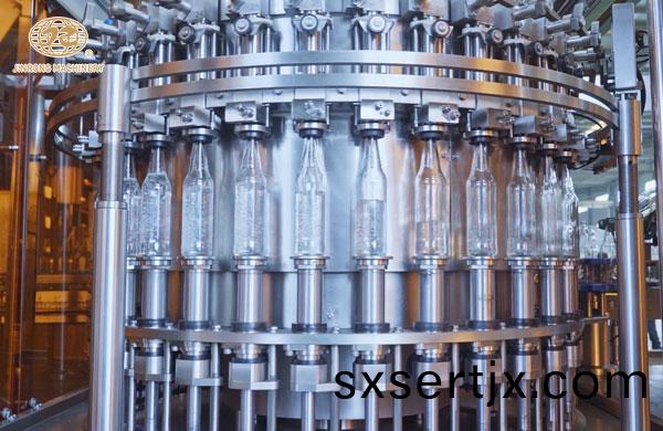 玻(bo)瓈(li)缾啤(pi)酒灌(guan)裝(zhuang)部分