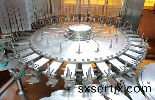 小缾(ping)水灌裝(zhuang)機(jī)(ji)衝(chong)缾(ping)部分(fen)