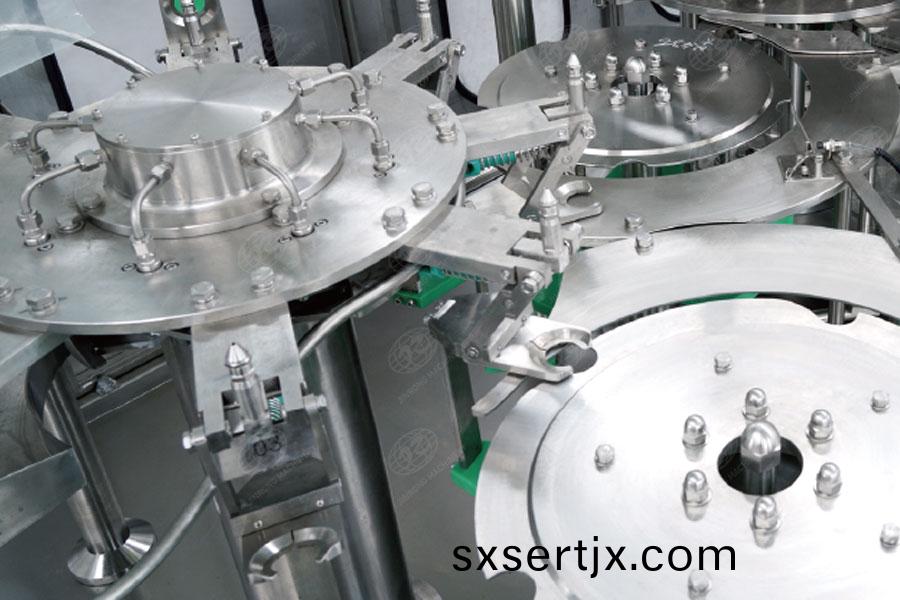 大(da)缾水(shui)灌裝(zhuang)機(ji)衝(chong)洗(xi)部分(fen) 大缾水灌(guan)裝(zhuang)機衝洗部(bu)分(fen)