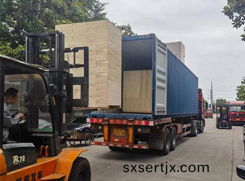 坦(tan)桑(sang)尼亞髮貨(huo)-24頭熱灌裝飲料生(sheng)産線(xian)2