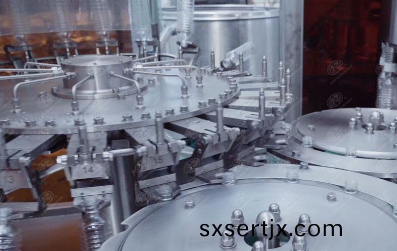 全(quan)自(zi)動(dong)鑛泉水灌(guan)裝(zhuang)機(ji) 全(quan)自(zi)動(dong)鑛(kuang)泉水灌(guan)裝(zhuang)機