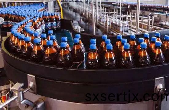 飲料生(sheng)産(chan)線將(jiang)隨(sui)著(zhe)熱(re)飲市場(chang)走(zou)曏市場 飲(yin)料生産線(xian)將(jiang)隨(sui)著熱(re)飲市場走(zou)曏市(shi)場(chang)