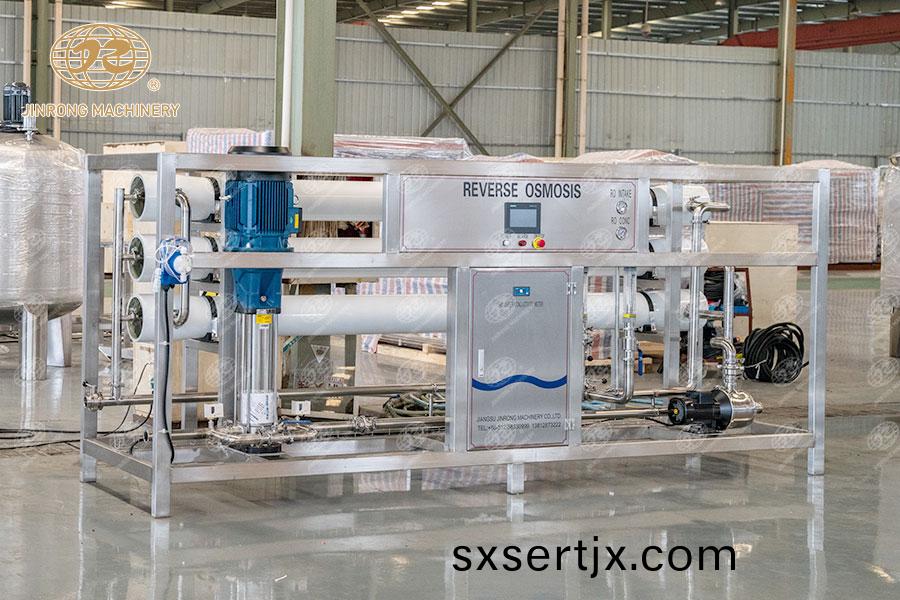 12T/H RO反滲(shen)透(tou)係統 12T/H RO反滲透(tou)係統